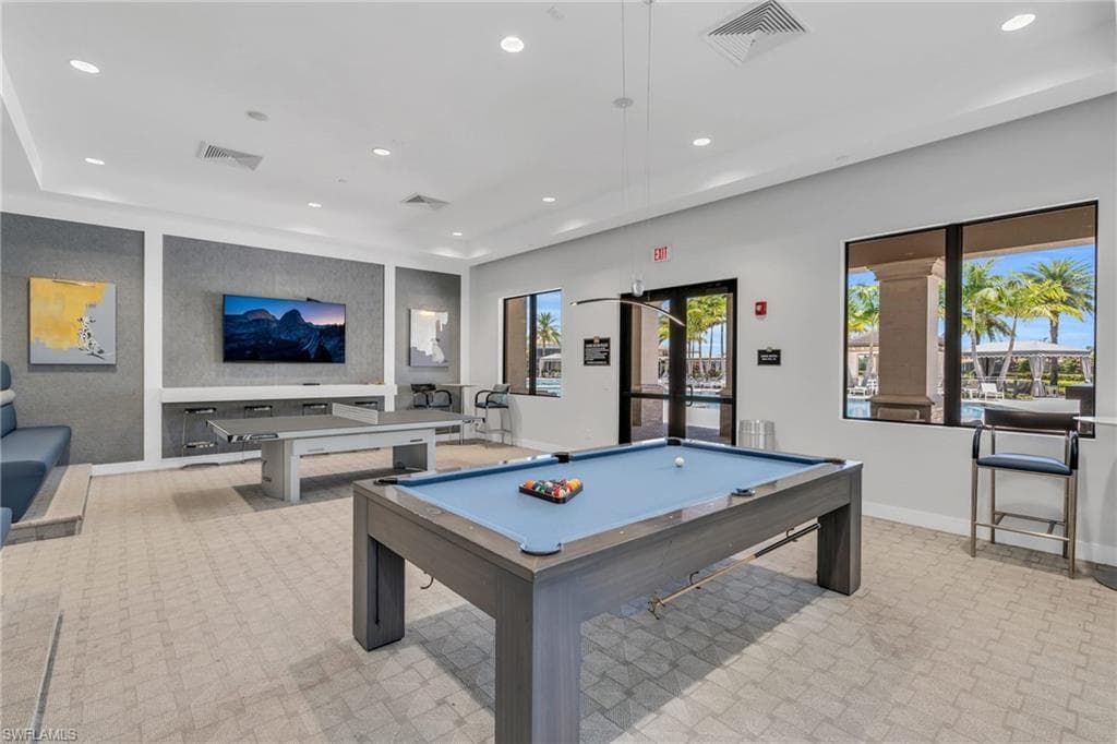 4644 Azalea DR, NAPLES FL 34119-37