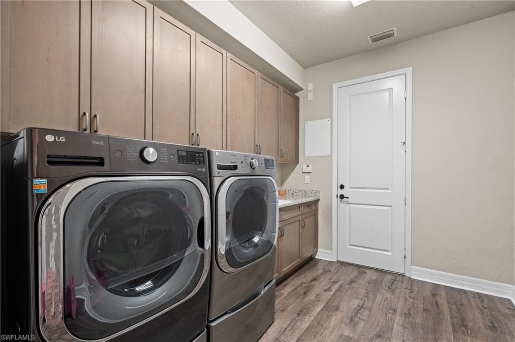 4644 Azalea DR, NAPLES FL 34119-20