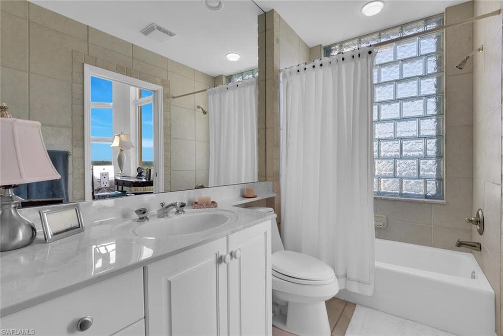 425 Dockside DR # 1, NAPLES FL 34110-22