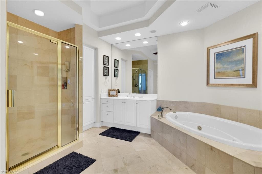 425 Dockside DR # 1, NAPLES FL 34110-17