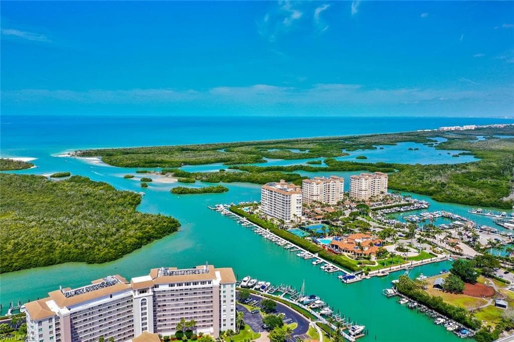 425 Dockside DR # 1, NAPLES FL 34110-34