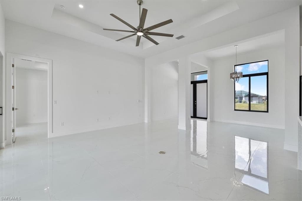2500 NW 7th ST-7