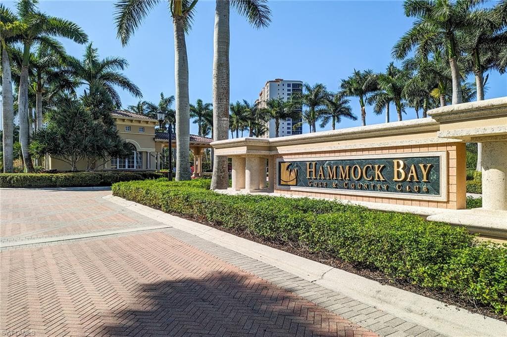 1286 Rialto WAY # 202, NAPLES FL 34114-48