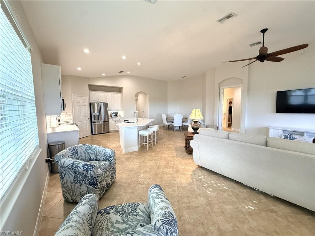 1286 Rialto WAY # 202, NAPLES FL 34114-3