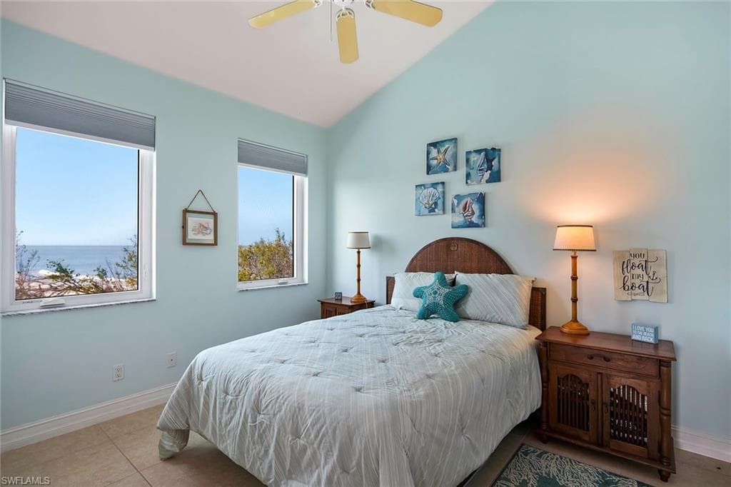 11687 Keewaydin, NAPLES FL 34113-25