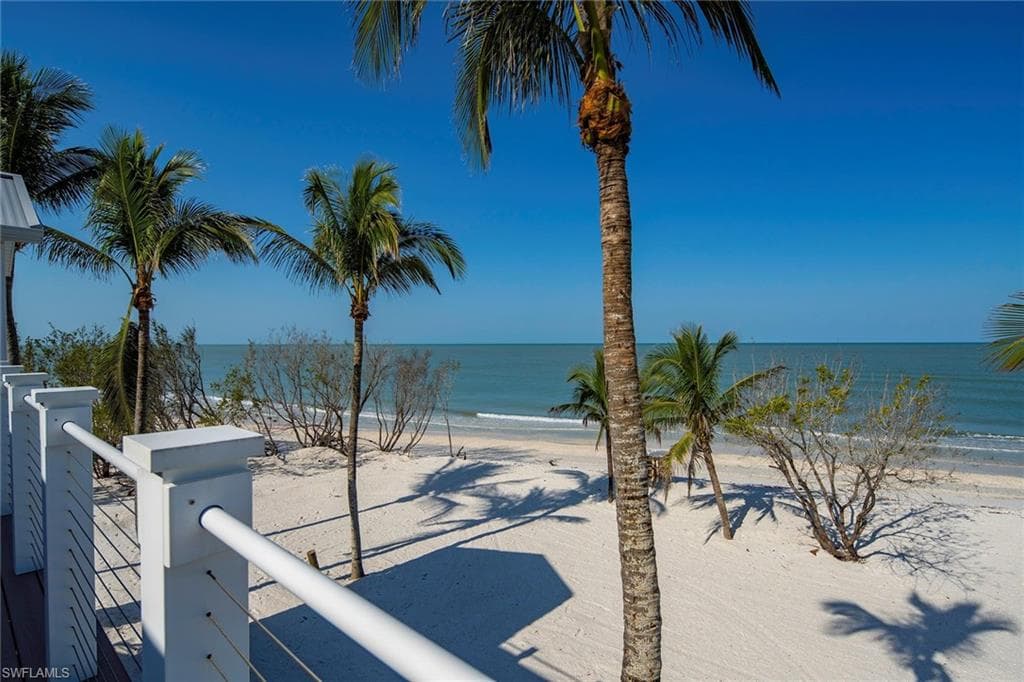 11687 Keewaydin, NAPLES FL 34113-13