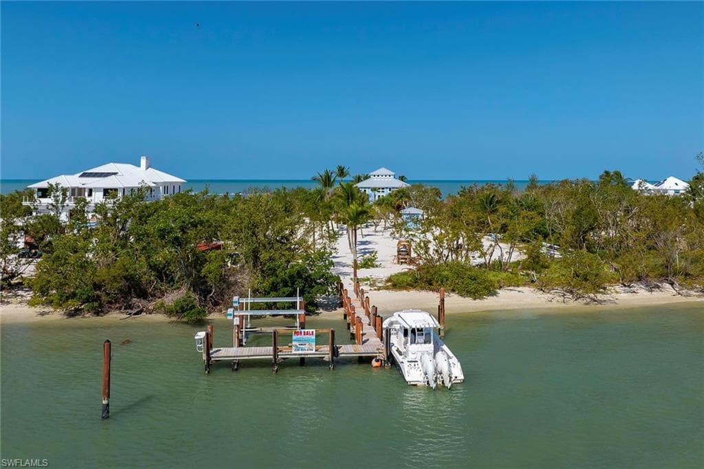 11687 Keewaydin, NAPLES FL 34113-44