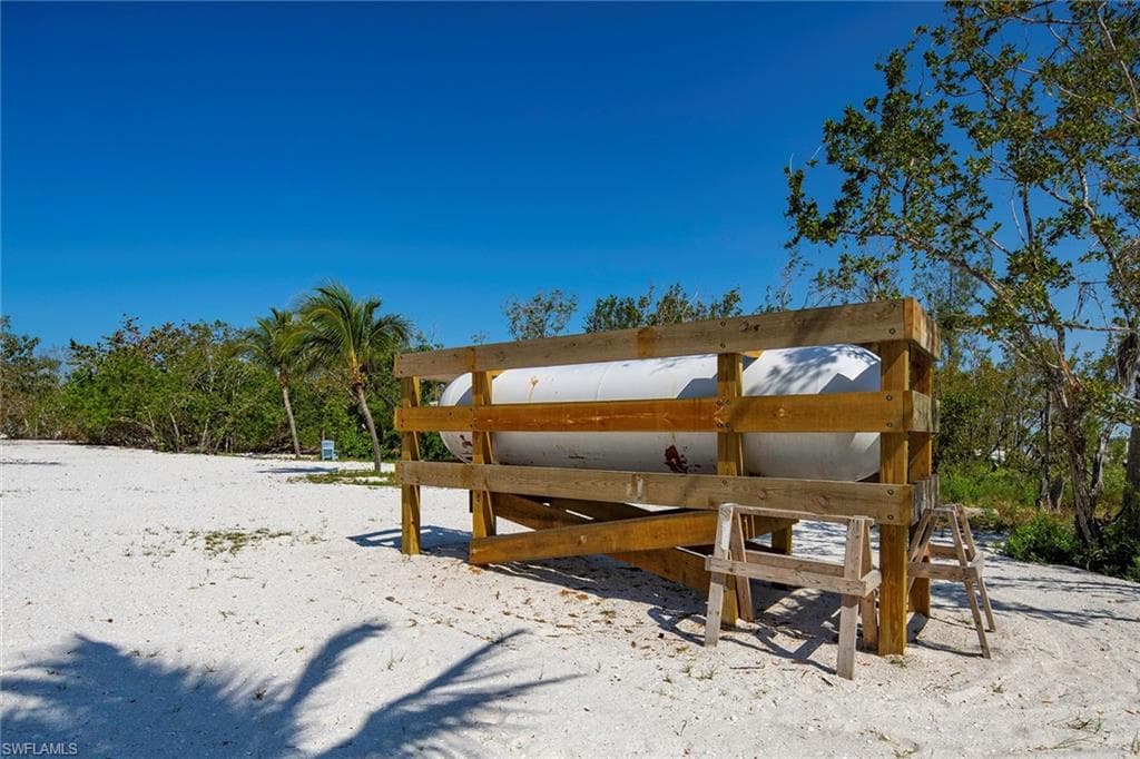 11687 Keewaydin, NAPLES FL 34113-34