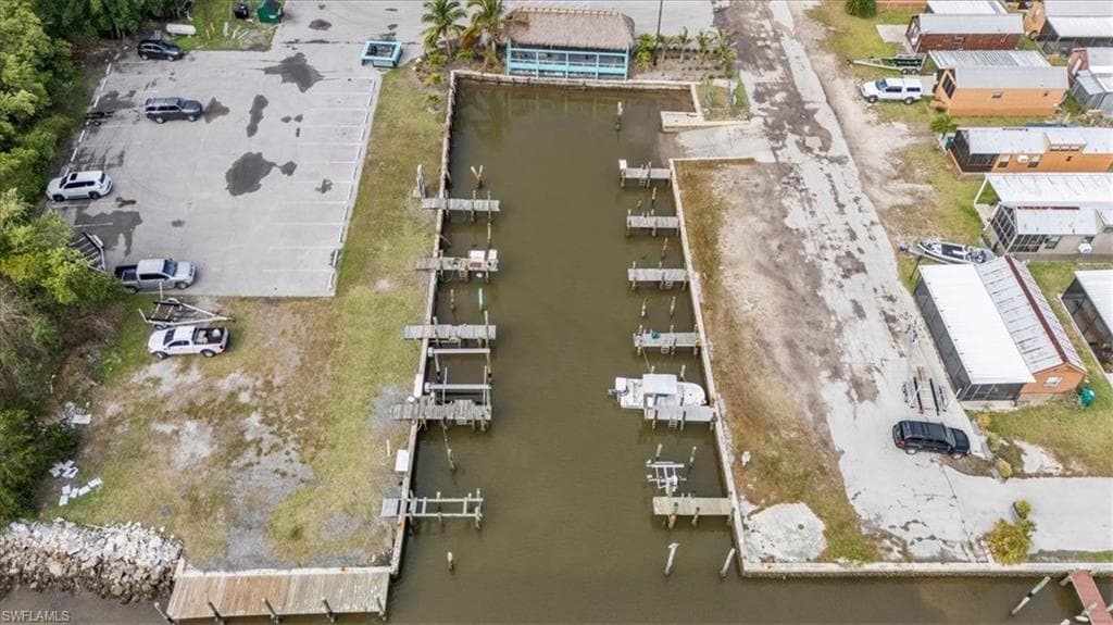 875 Copeland AVE S, EVERGLADES CITY FL 34139-23