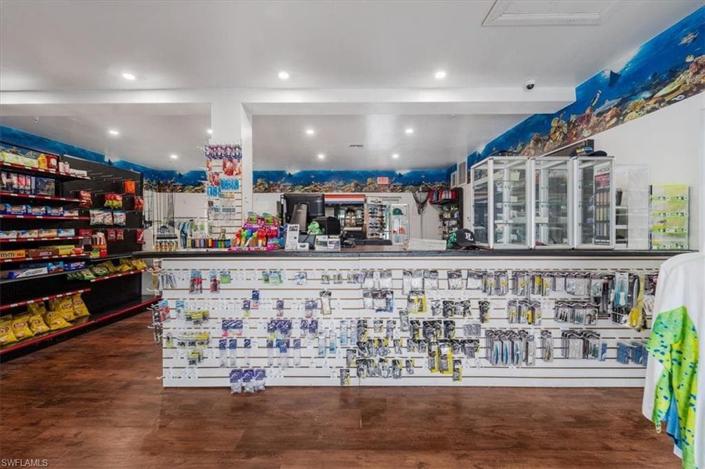 875 Copeland AVE S, EVERGLADES CITY FL 34139-9