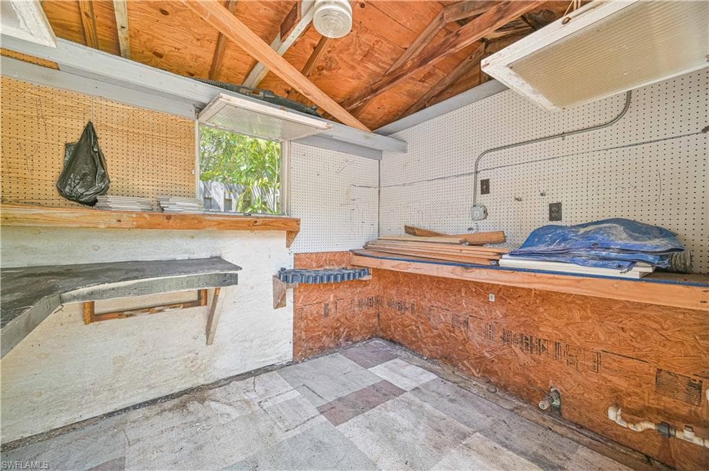 219 Granada BLVD, FORT MYERS FL 33905-12