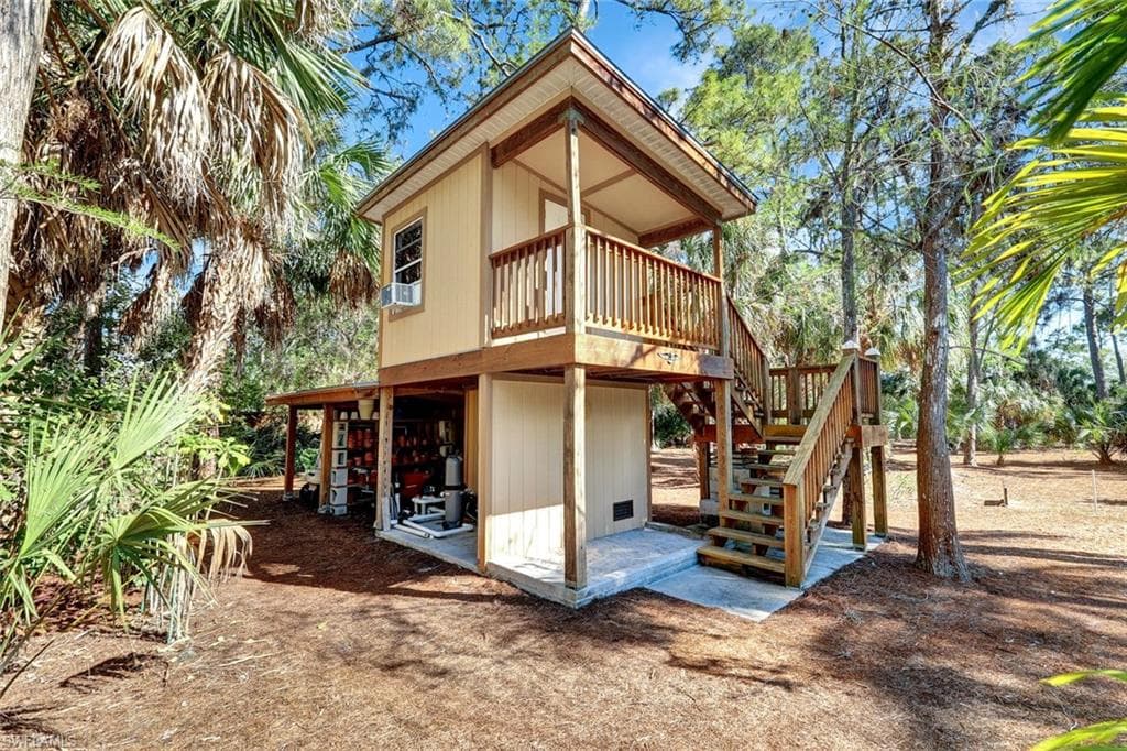 5660 English Oaks LN, NAPLES FL 34119-9