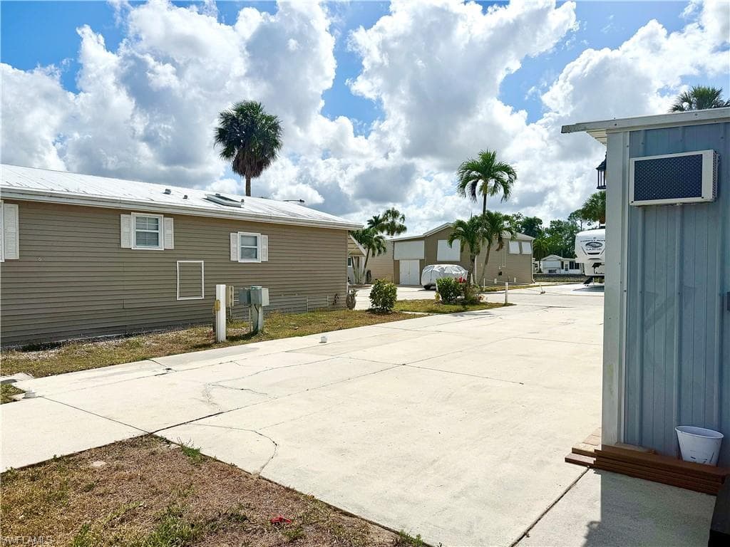 371 Imperial Wilderness BLVD, NAPLES FL 34114-15