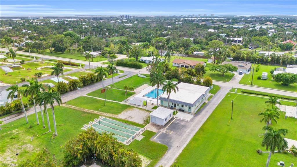 99 Oak LN, FORT MYERS FL 33908-7