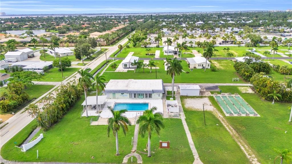 101 Oak LN, FORT MYERS FL 33908-4