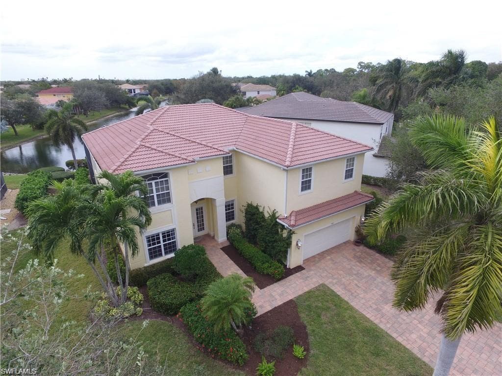 9983 Colonial WALK N, ESTERO FL 33928-33