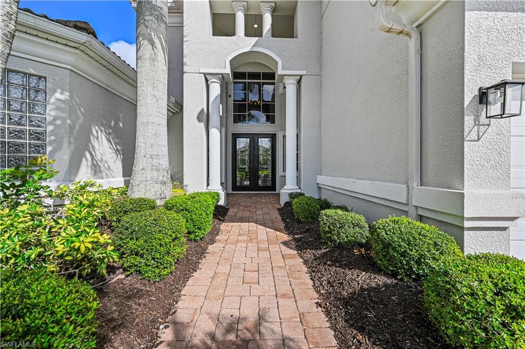 19380 La Serena DR, ESTERO FL 33967-1