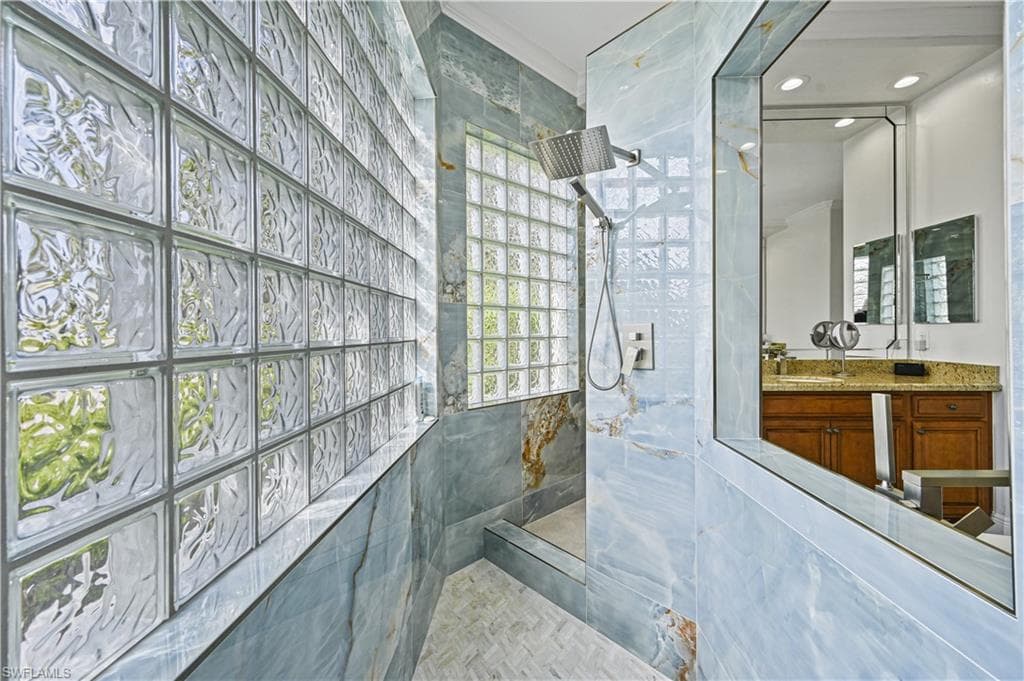 19380 La Serena DR, ESTERO FL 33967-21