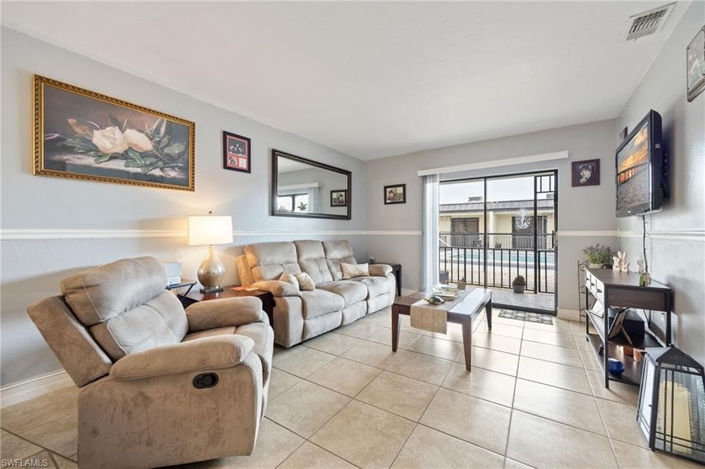 4514 Santa Barbara BLVD # 5, CAPE CORAL FL 33914-12