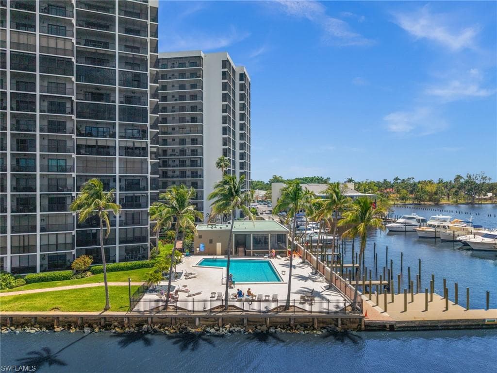 1900 Virginia AVE # 902, FORT MYERS FL 33901-32