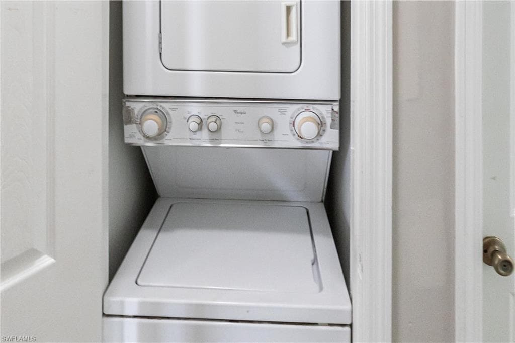 2130 NE 8th PL, CAPE CORAL FL 33909-26