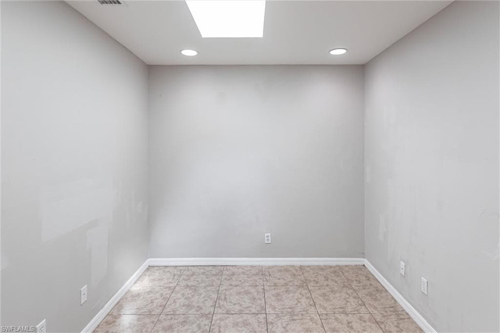 2130 NE 8th PL, CAPE CORAL FL 33909-11