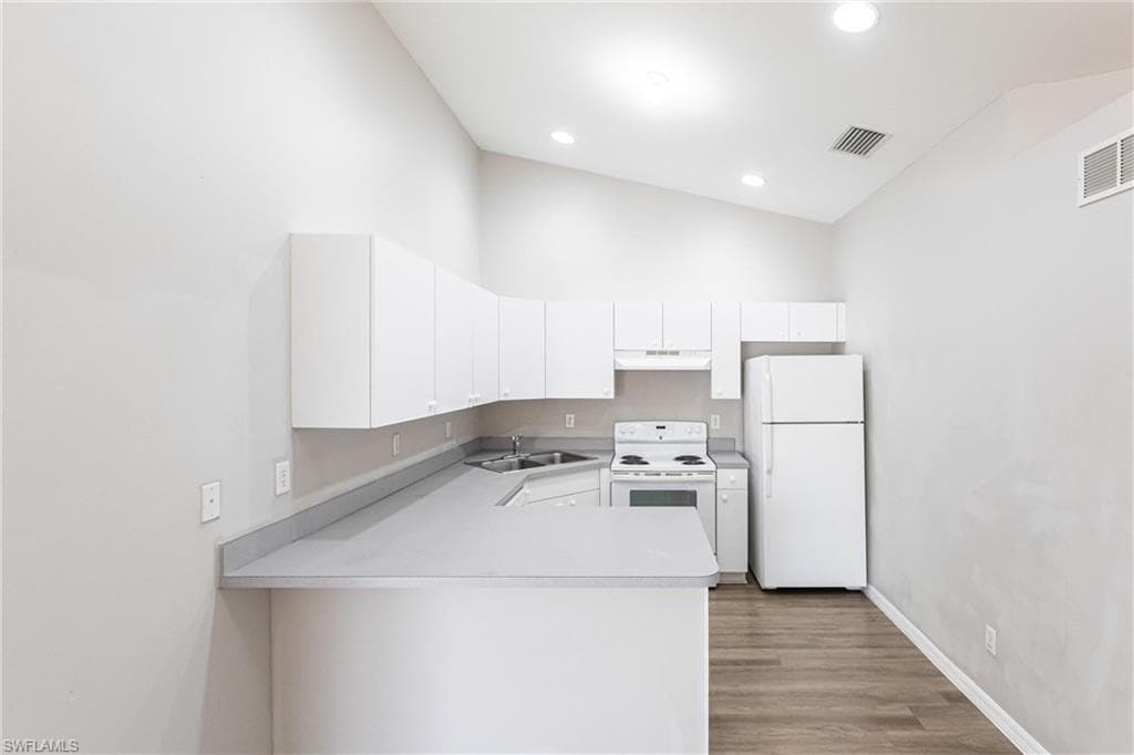 2130 NE 8th PL, CAPE CORAL FL 33909-7