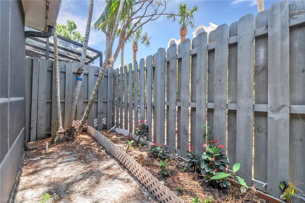 790 Meadowland DR # D, NAPLES FL 34108-25