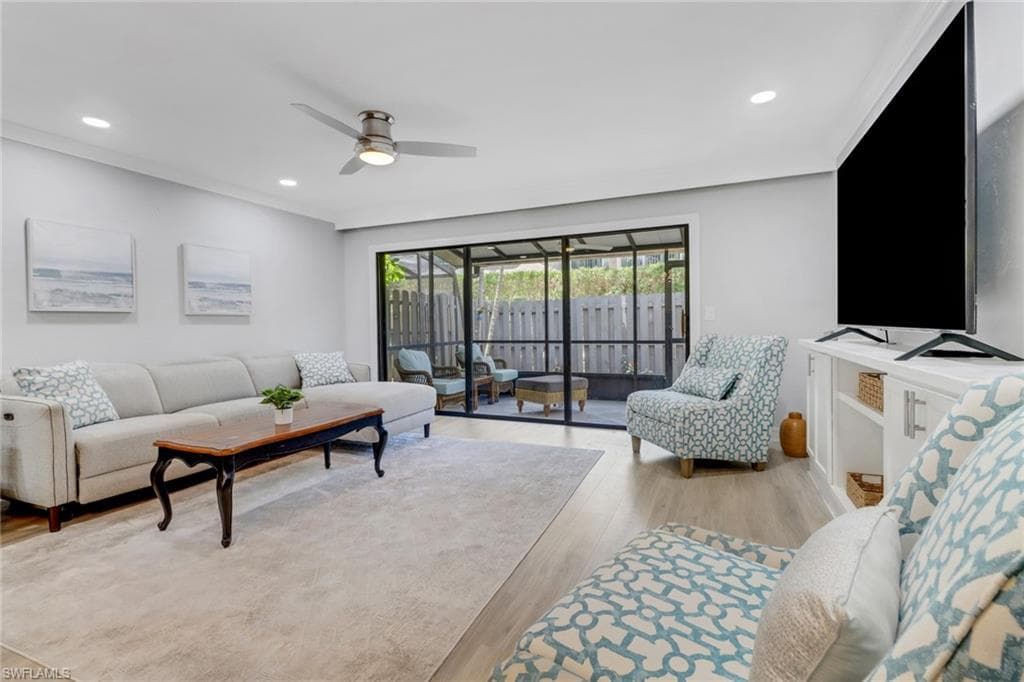 790 Meadowland DR # D, NAPLES FL 34108-10