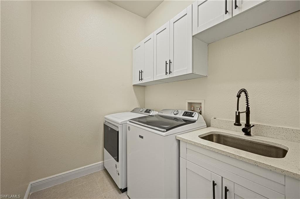 19380 La Serena DR, ESTERO FL 33967-28