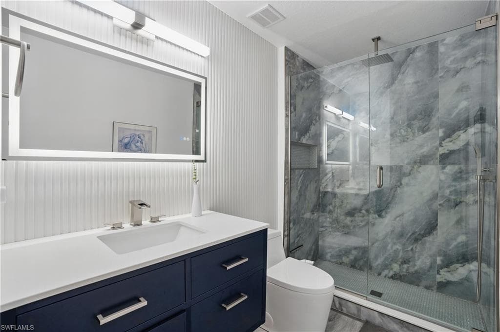 1220 Sarah Jean CIR # L103, NAPLES FL 34110-25