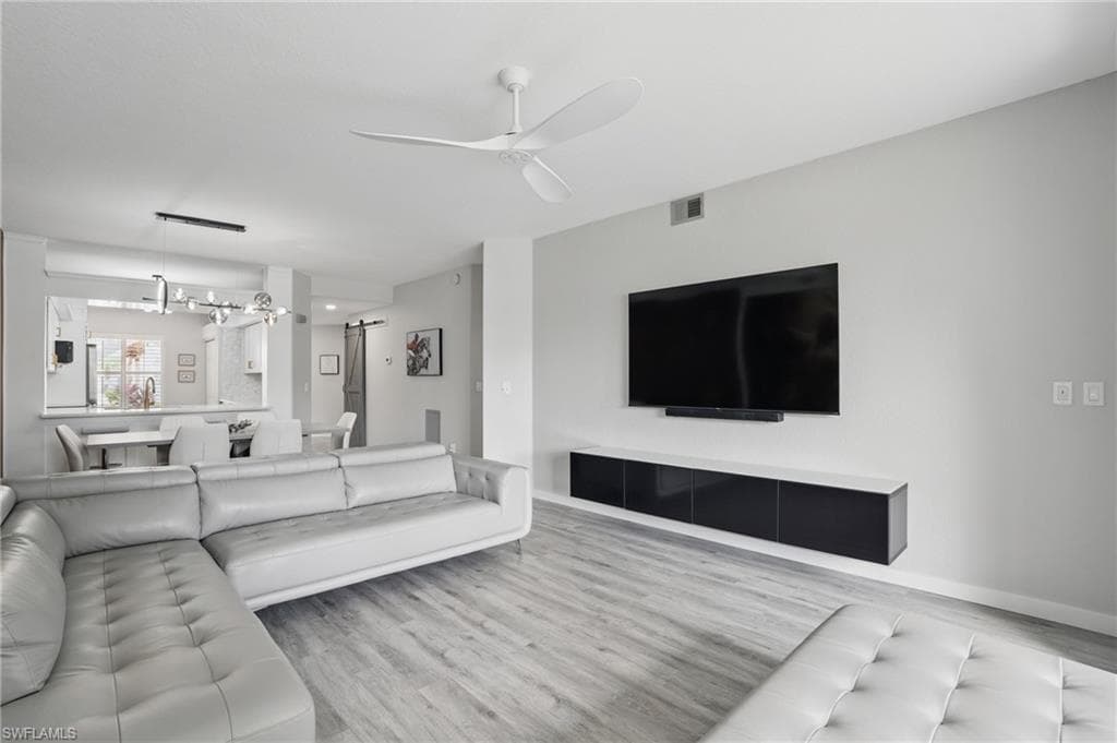 1220 Sarah Jean CIR # L103, NAPLES FL 34110-2