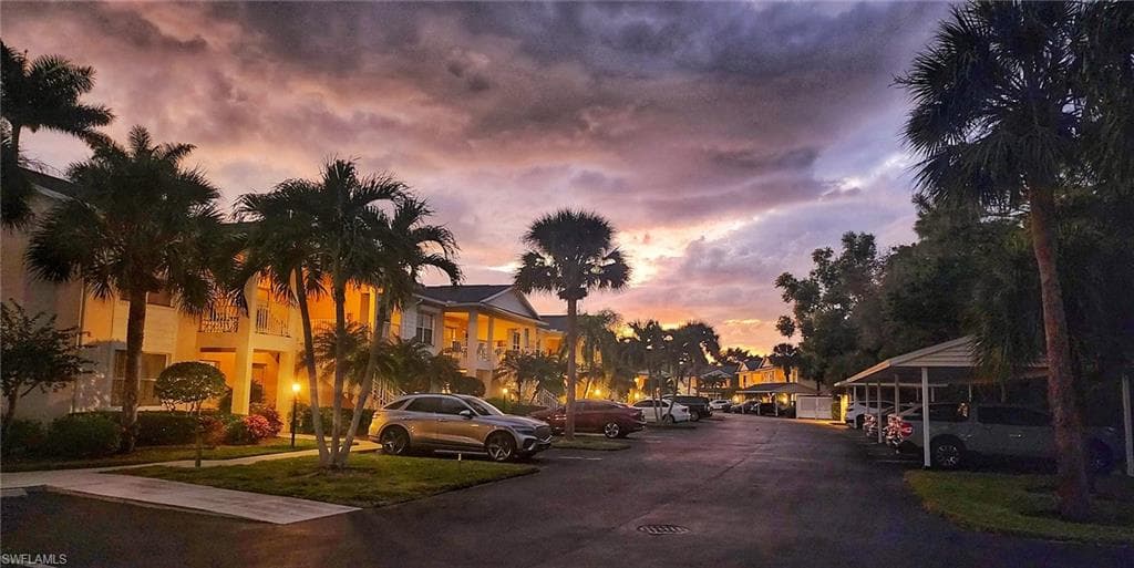 1220 Sarah Jean CIR # L103, NAPLES FL 34110-37