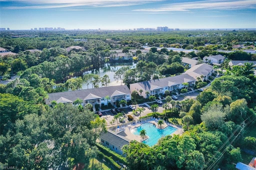 1220 Sarah Jean CIR # L103, NAPLES FL 34110-48