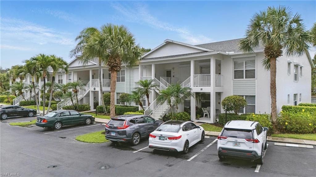 1220 Sarah Jean CIR # L103, NAPLES FL 34110-36