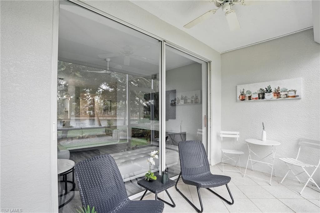 1220 Sarah Jean CIR # L103, NAPLES FL 34110-28