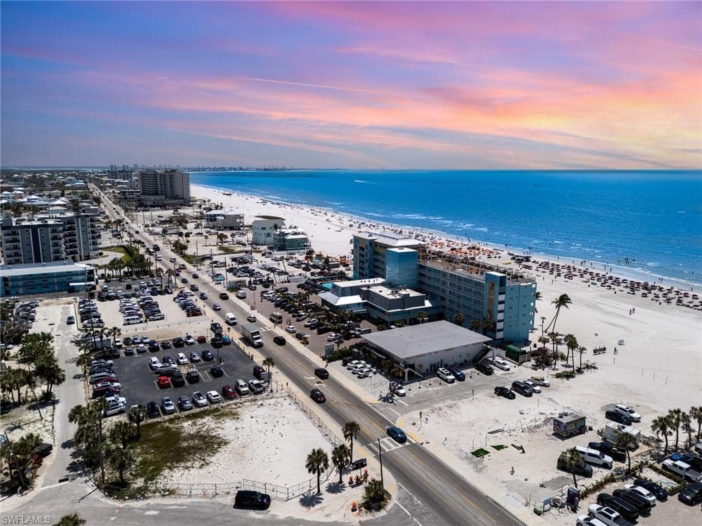 1300 Estero BLVD # 205, FORT MYERS BEACH FL 33931-25