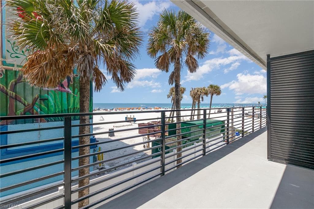 1300 Estero BLVD # 205, FORT MYERS BEACH FL 33931-19