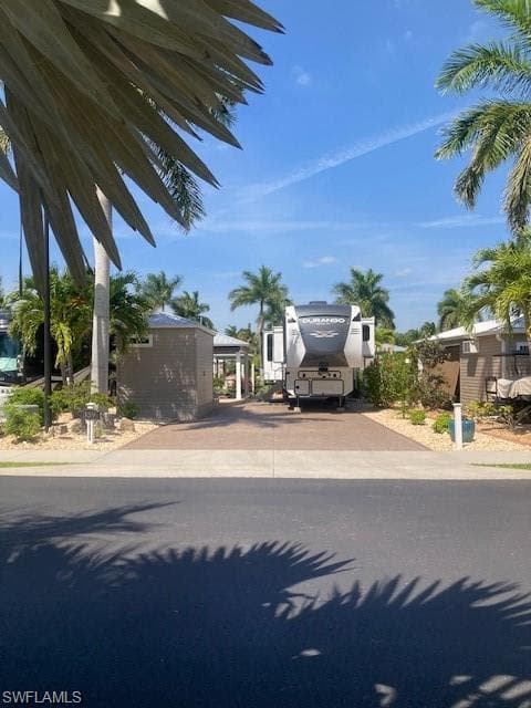 10309 Fire Flag TRL, FORT MYERS FL 33905-1
