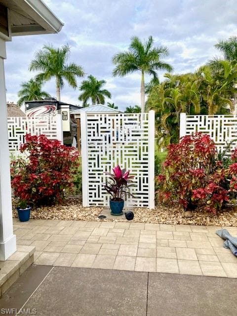 10309 Fire Flag TRL, FORT MYERS FL 33905-4