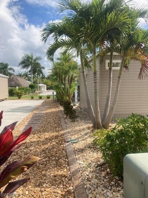 10309 Fire Flag TRL, FORT MYERS FL 33905-3