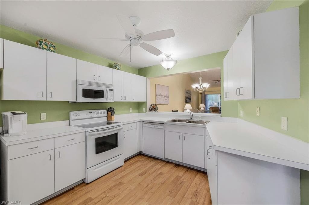 228 Belina DR # 606, NAPLES FL 34104-8