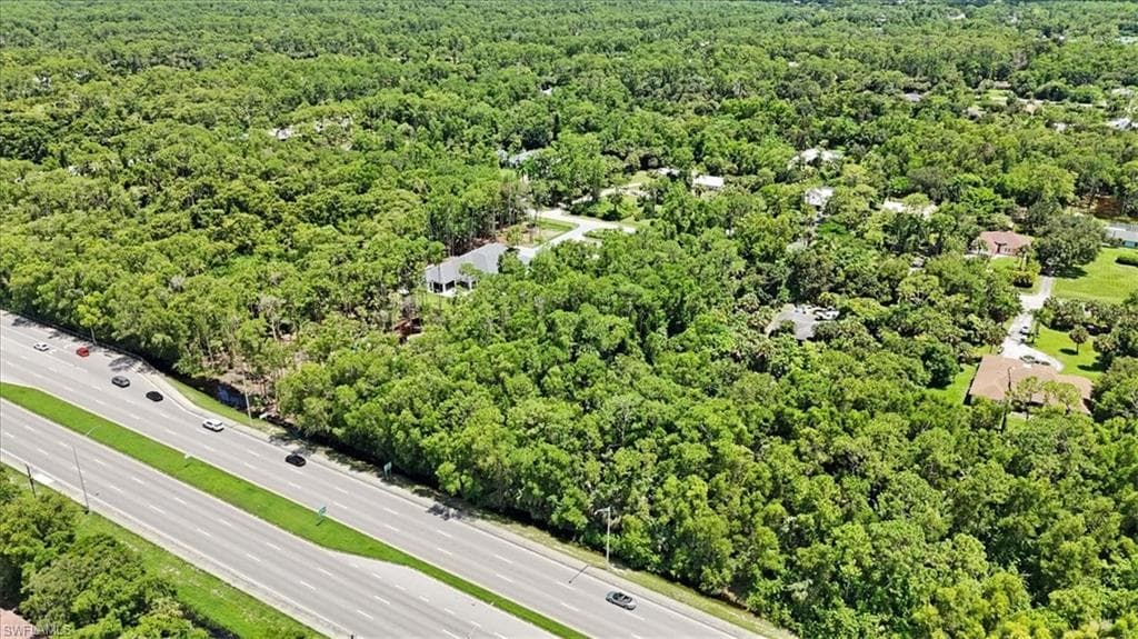 5665 Napa Woods WAY, NAPLES FL 34116-15