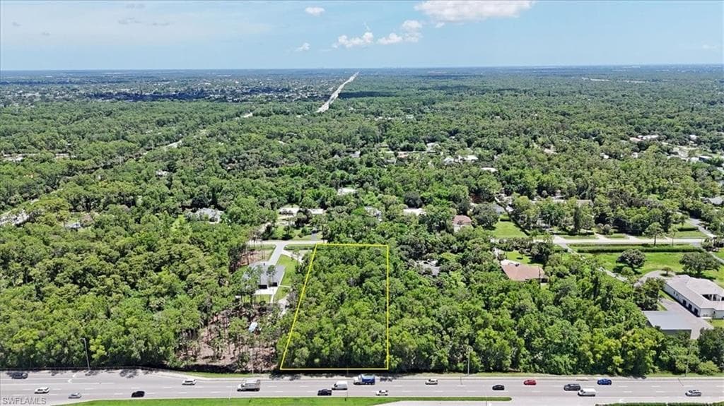 5665 Napa Woods WAY, NAPLES FL 34116-10