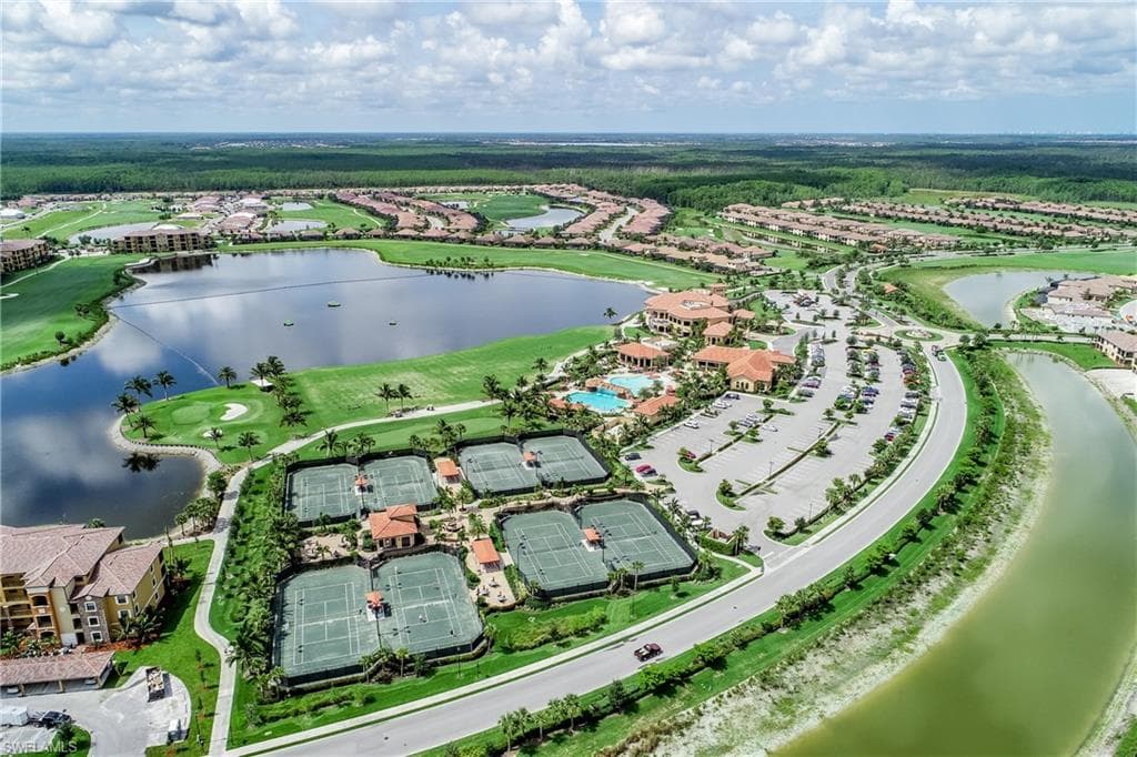 28548 Longford CT, BONITA SPRINGS FL 34135-36