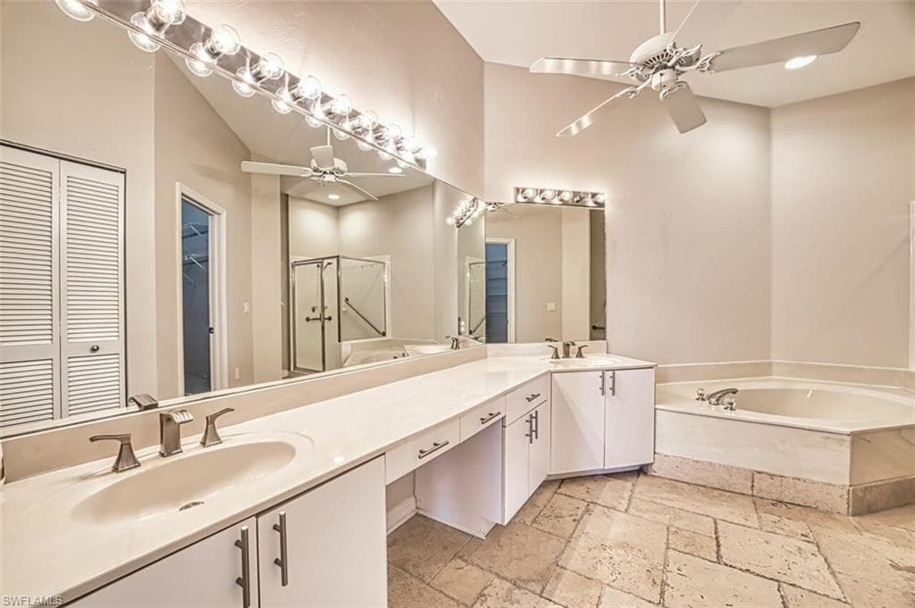 5482 Peppertree DR, FORT MYERS FL 33908-25