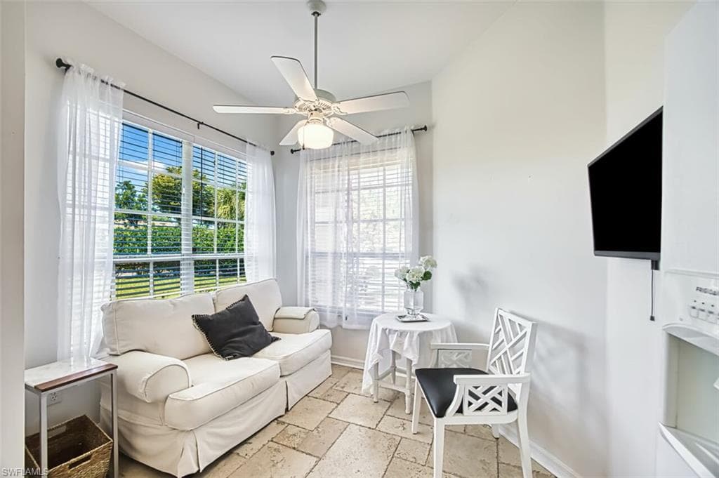 5482 Peppertree DR, FORT MYERS FL 33908-13