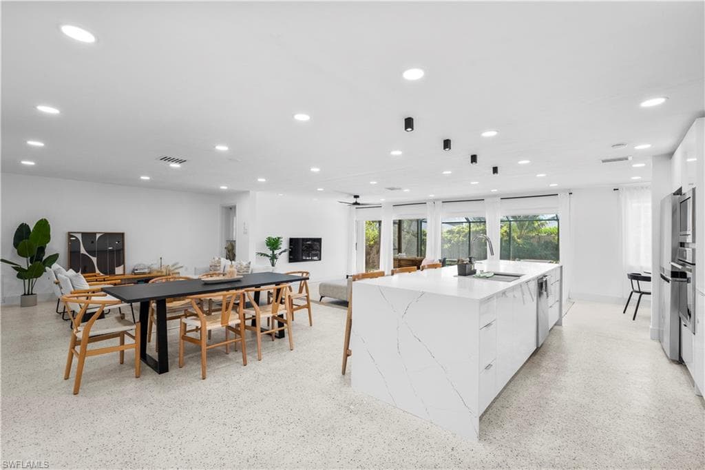 1515 Manchester BLVD, FORT MYERS FL 33919-1