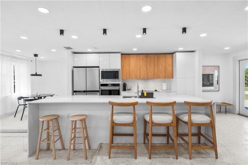 1515 Manchester BLVD, FORT MYERS FL 33919-3