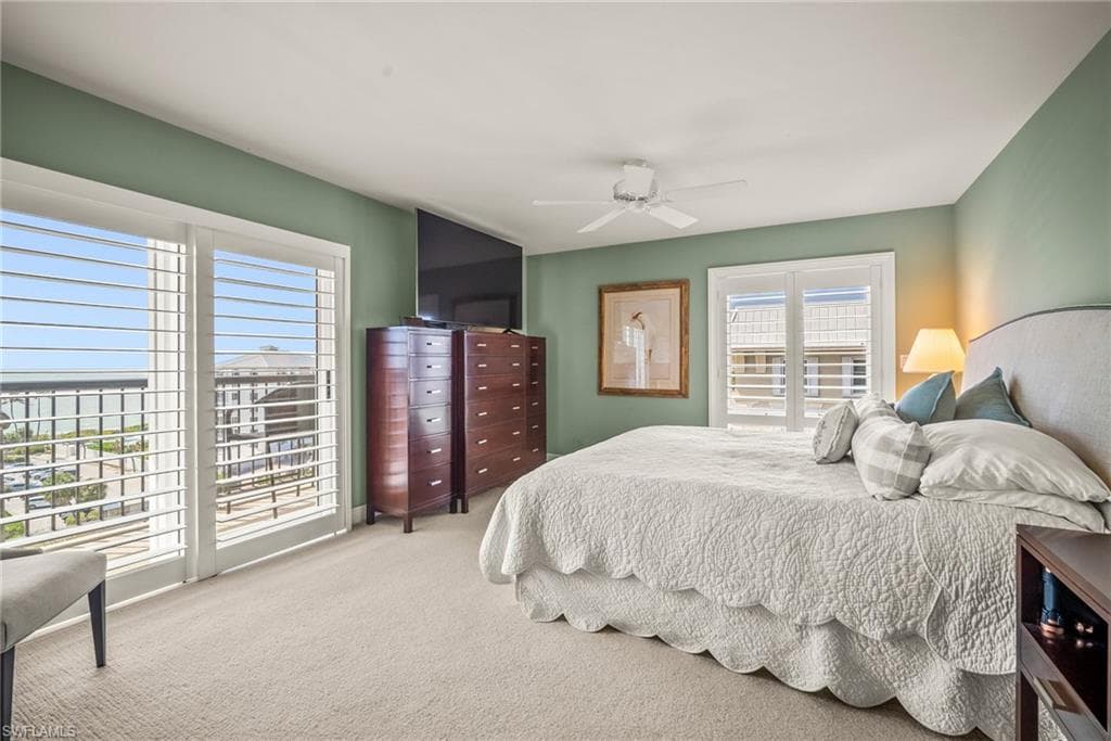 2650 Gulf Shore BLVD N # 701, NAPLES FL 34103-22